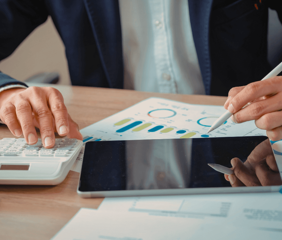analyzing cash flow when comparing B2B BNPL and net terms